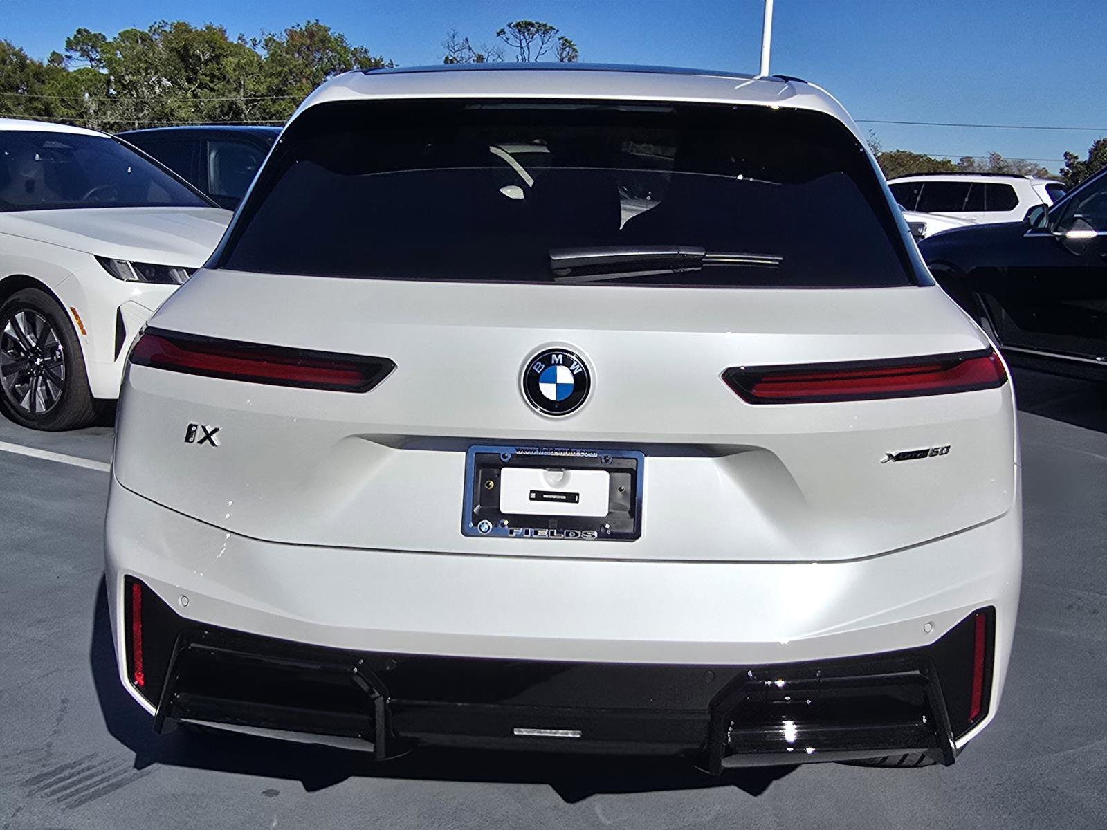 New 2026 BMW iX xDrive60 w/ M Sport Package image 3