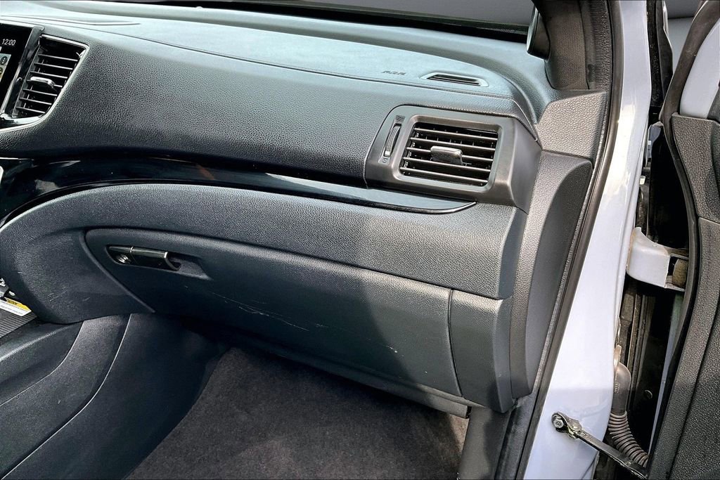 Used 2022 Honda Passport Elite image 25