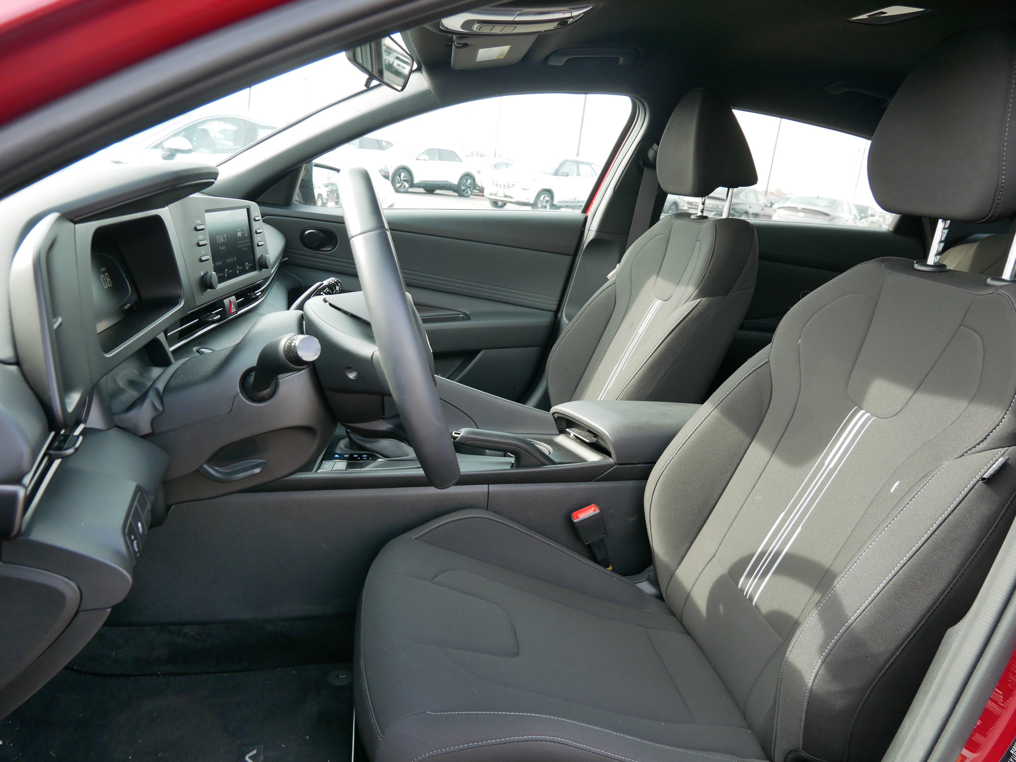 Certified 2025 Hyundai Elantra Sport FWD image 9