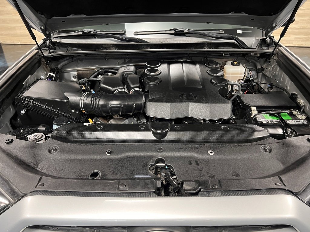 Used 2018 Toyota 4Runner TRD Off-Road Premium image 28