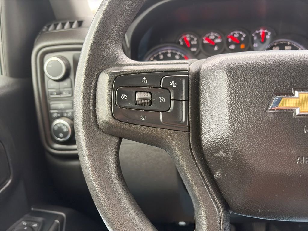 Used 2023 Chevrolet Silverado 1500 Custom image 17
