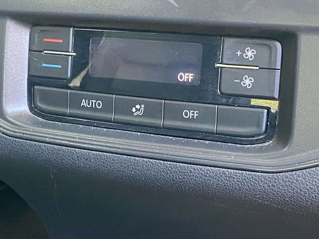 Used 2022 Volkswagen Atlas SE image 17