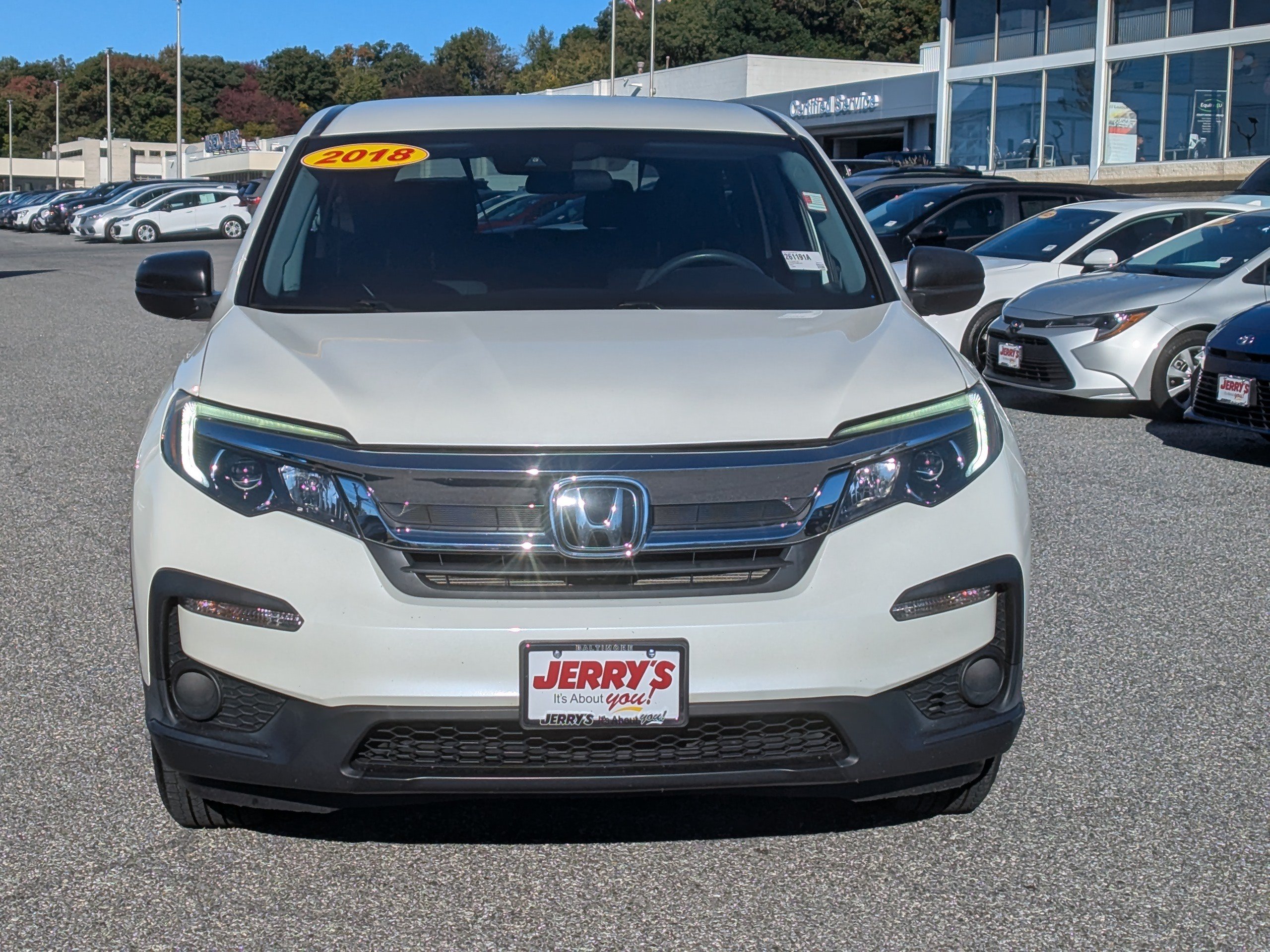Used 2019 Honda Pilot LX image 2