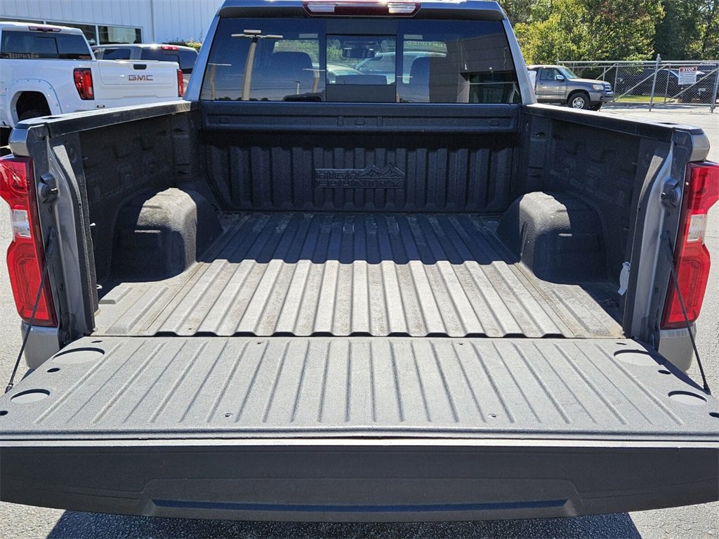 Certified 2021 Chevrolet Silverado 1500 High Country w/ Safety Package II image 11