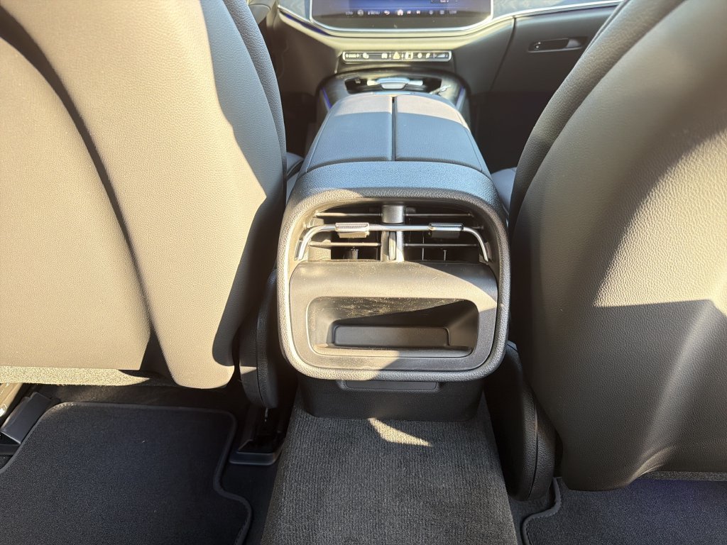 New 2027 Mercedes-Benz E 450 4MATIC Sedan image 20