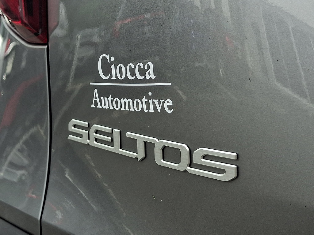 Used 2024 Kia Seltos S AWD/4WD image 29