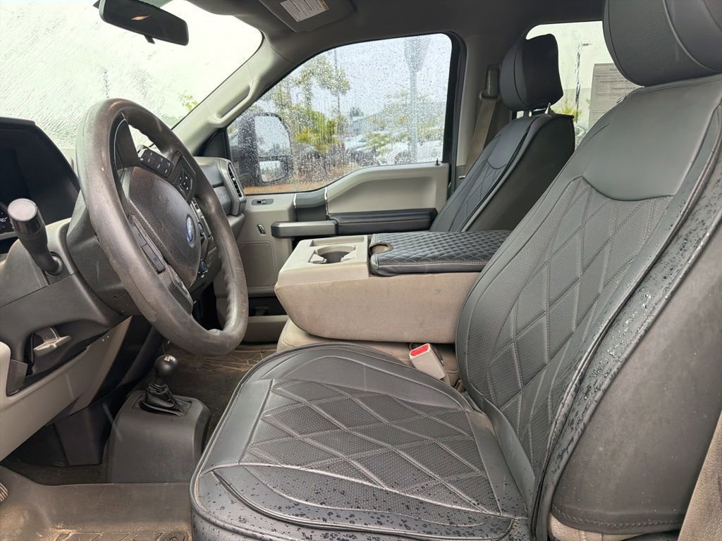 Used 2017 Ford F250 XLT AWD/4WD image 2