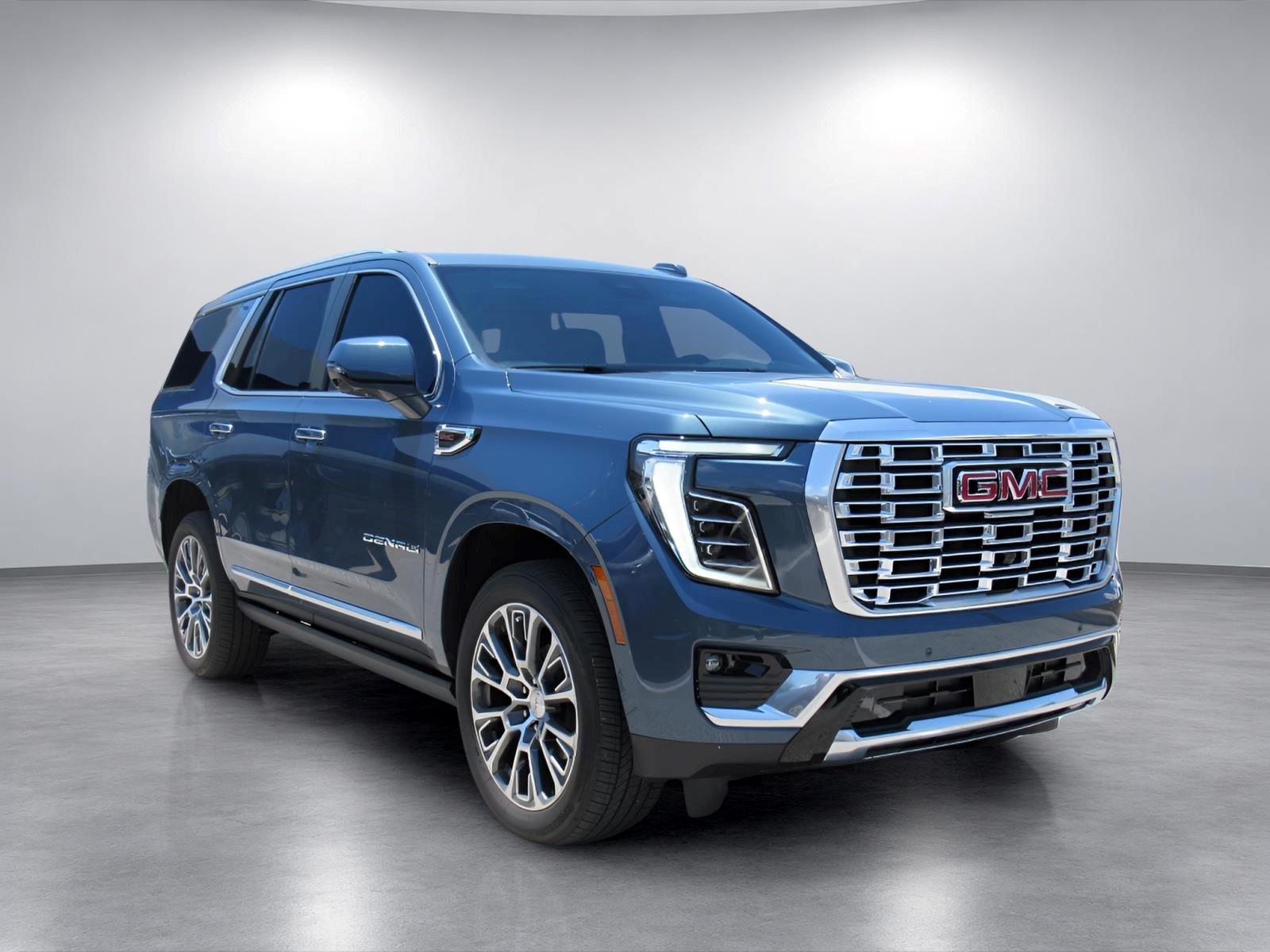 New 2026 GMC Yukon Denali w/ Sun & Power Step Package RWD image 1