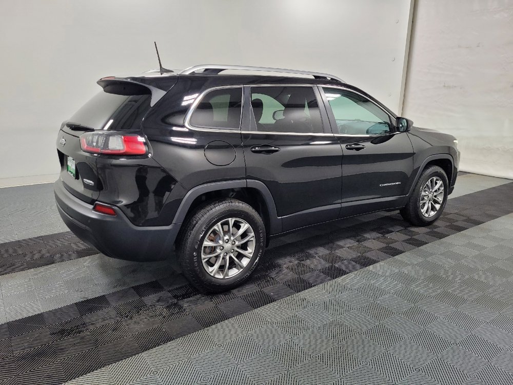 Used 2019 Jeep Cherokee Latitude Plus AWD/4WD image 10