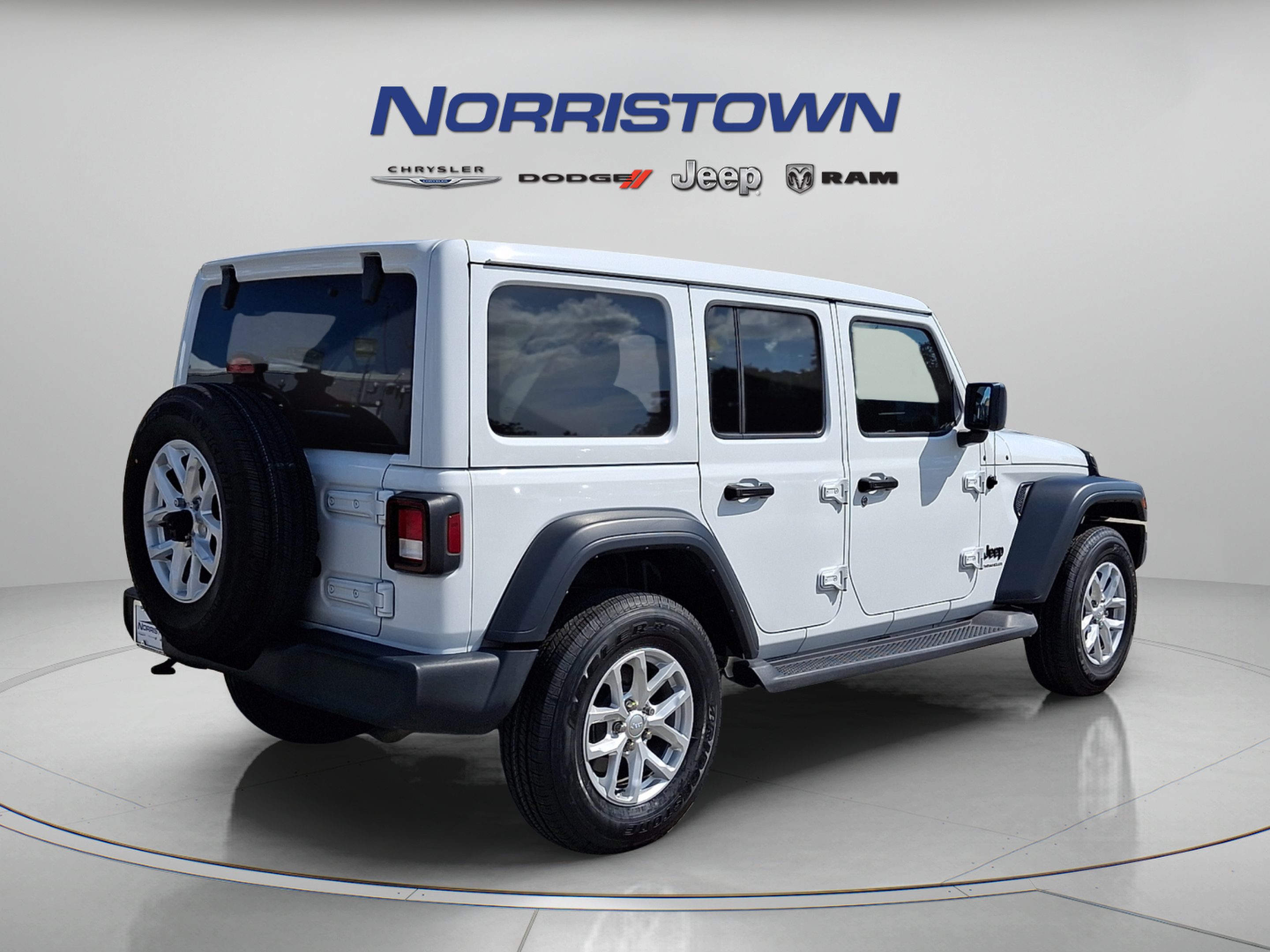 Certified 2023 Jeep Wrangler Unlimited Sport w/ Sun And Sound Package AWD/4WD image 6