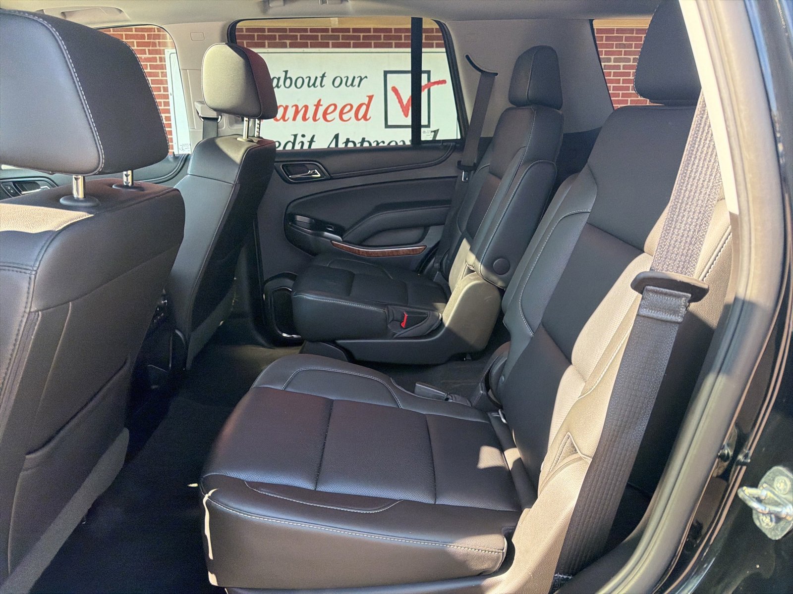 Used 2018 Chevrolet Tahoe Premier image 16