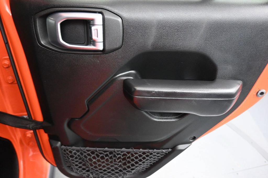 Used 2020 Jeep Wrangler Unlimited Rubicon AWD/4WD image 31
