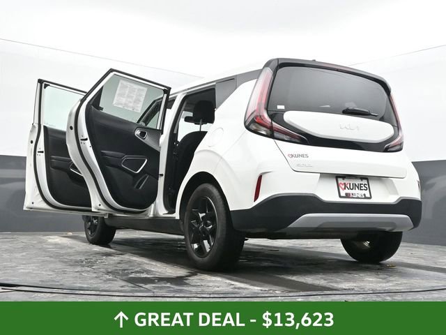 Used 2023 Kia Soul LX w/ Option Group 015 image 70