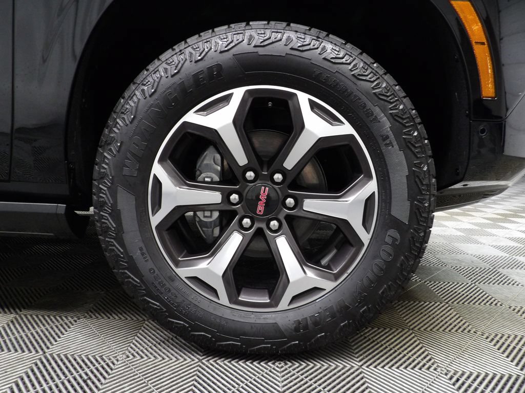 Used 2026 GMC Yukon AT4 Ultimate AWD/4WD image 10