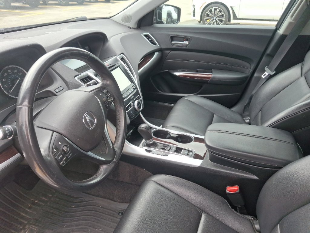 Used 2016 Acura TLX FWD image 10