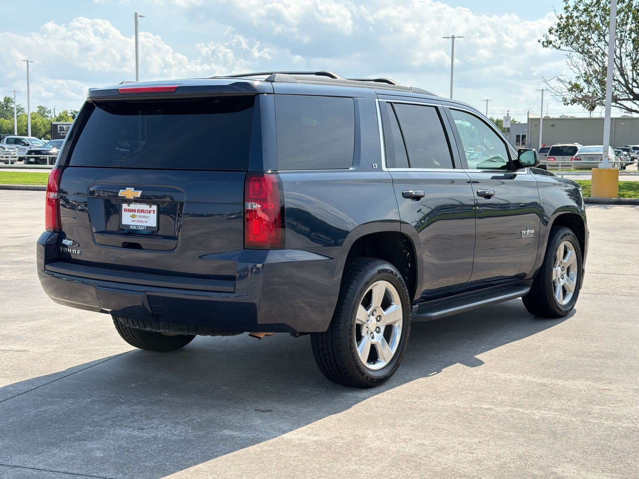 Used 2018 Chevrolet Tahoe LT w/ Texas Edition Package RWD image 8