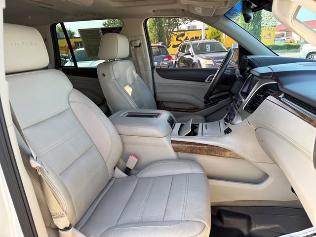 Used 2015 GMC Yukon Denali w/ Premium Package AWD/4WD image 25
