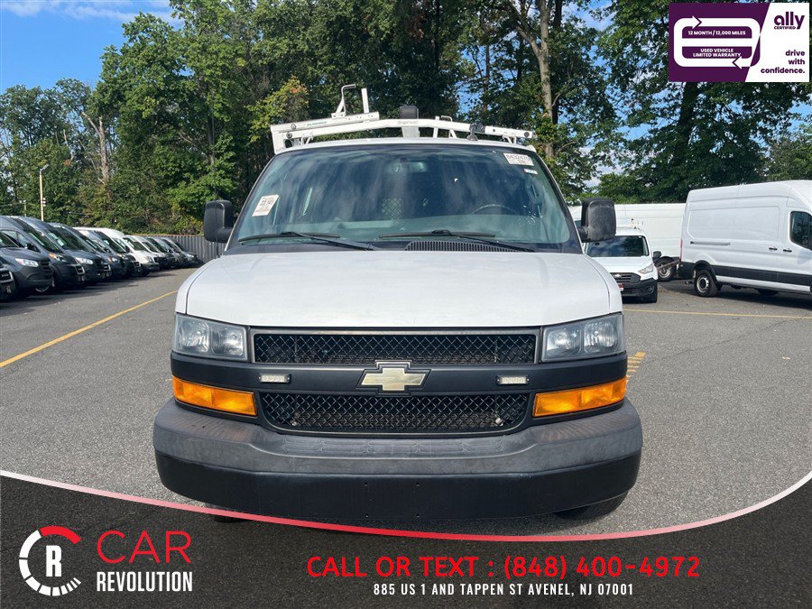 Used 2019 Chevrolet Express 2500 w/ Driver Convenience Package RWD image 2