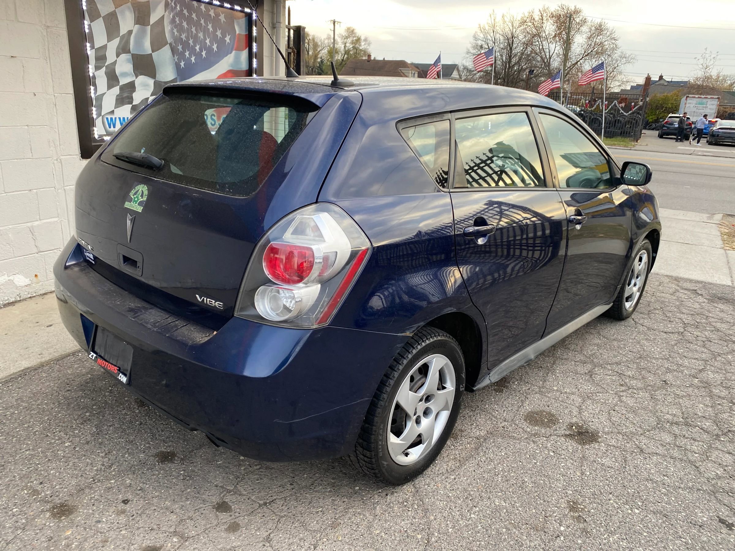 Used 2010 Pontiac Vibe image 8