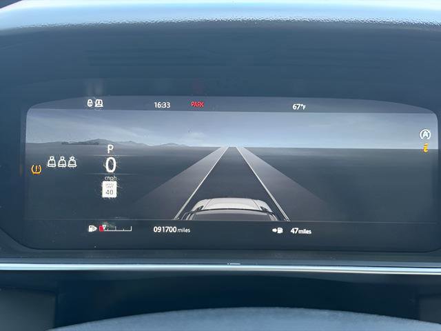 Used 2020 Land Rover Range Rover Sport HSE image 14