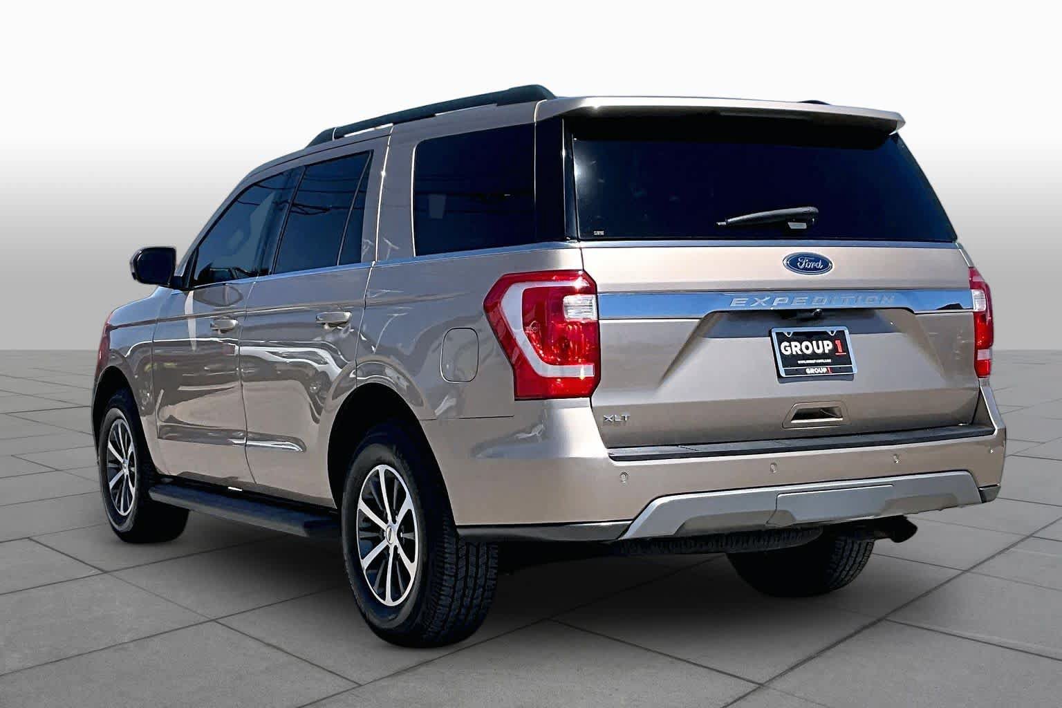 Used 2020 Ford Expedition XLT w/ Equipment Group 201A RWD image 11