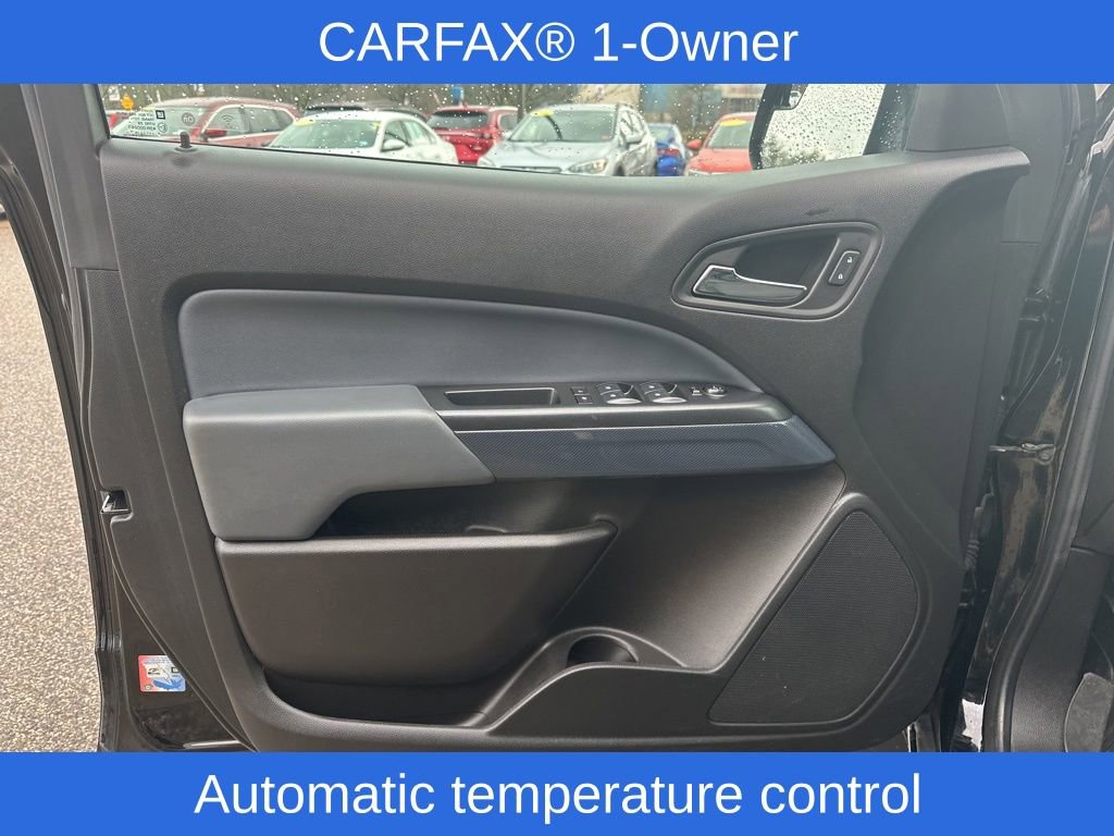 Used 2019 Chevrolet Colorado Z71 w/ Z71 Midnight Edition image 13