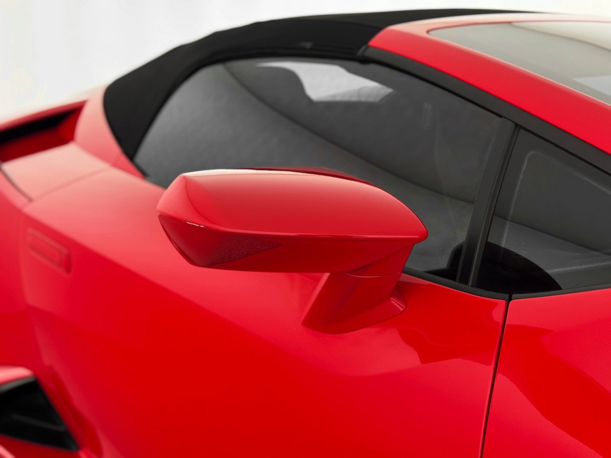 Used 2023 Lamborghini Huracan EVO image 34