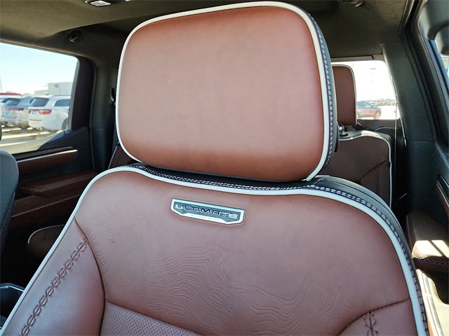 Used 2025 GMC Sierra 1500 Denali Ultimate image 12
