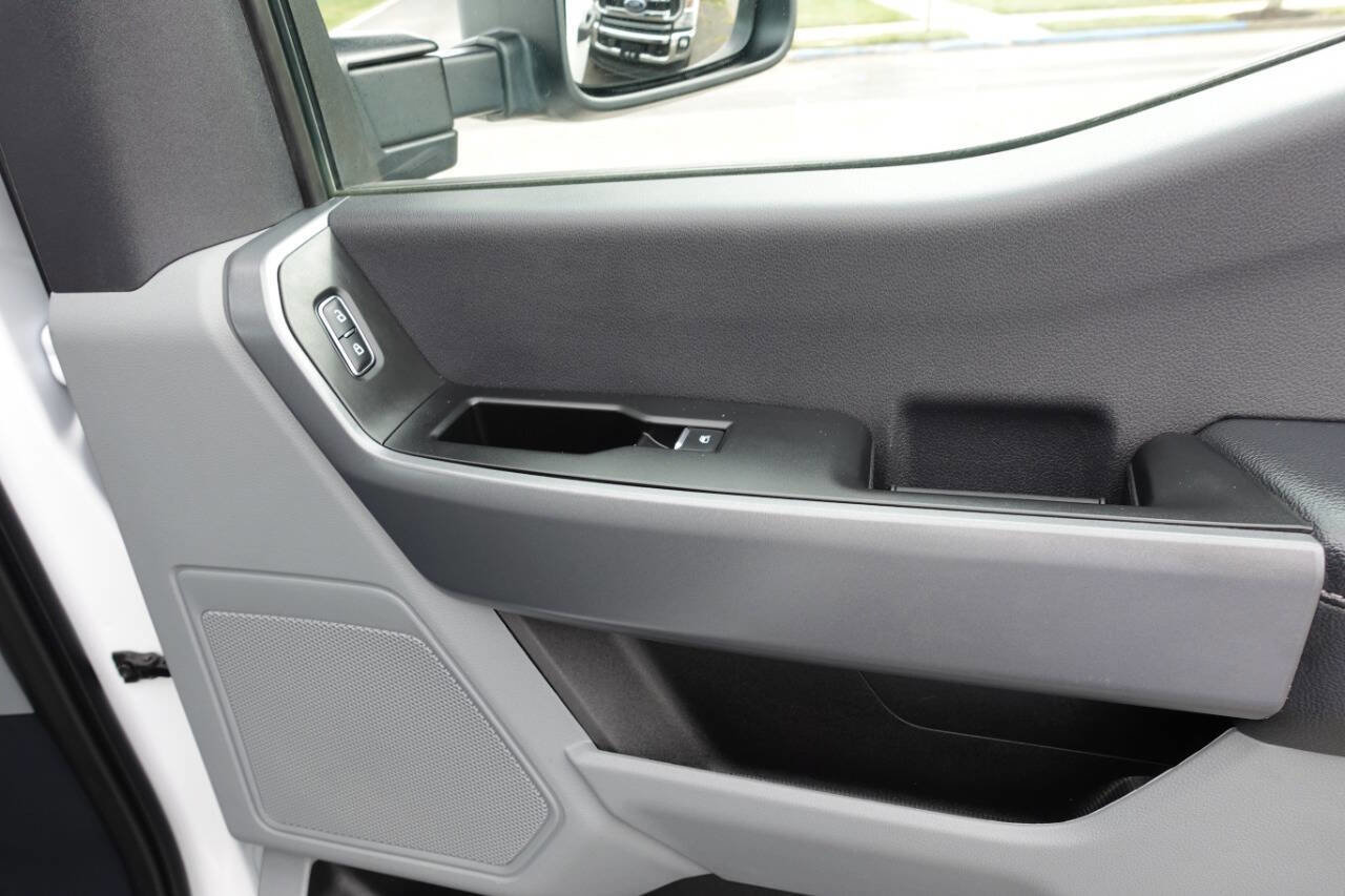 Used 2024 Ford F250 XLT image 37