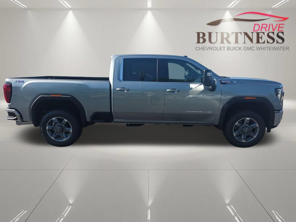 New 2026 GMC Sierra 2500 SLE AWD/4WD image 9