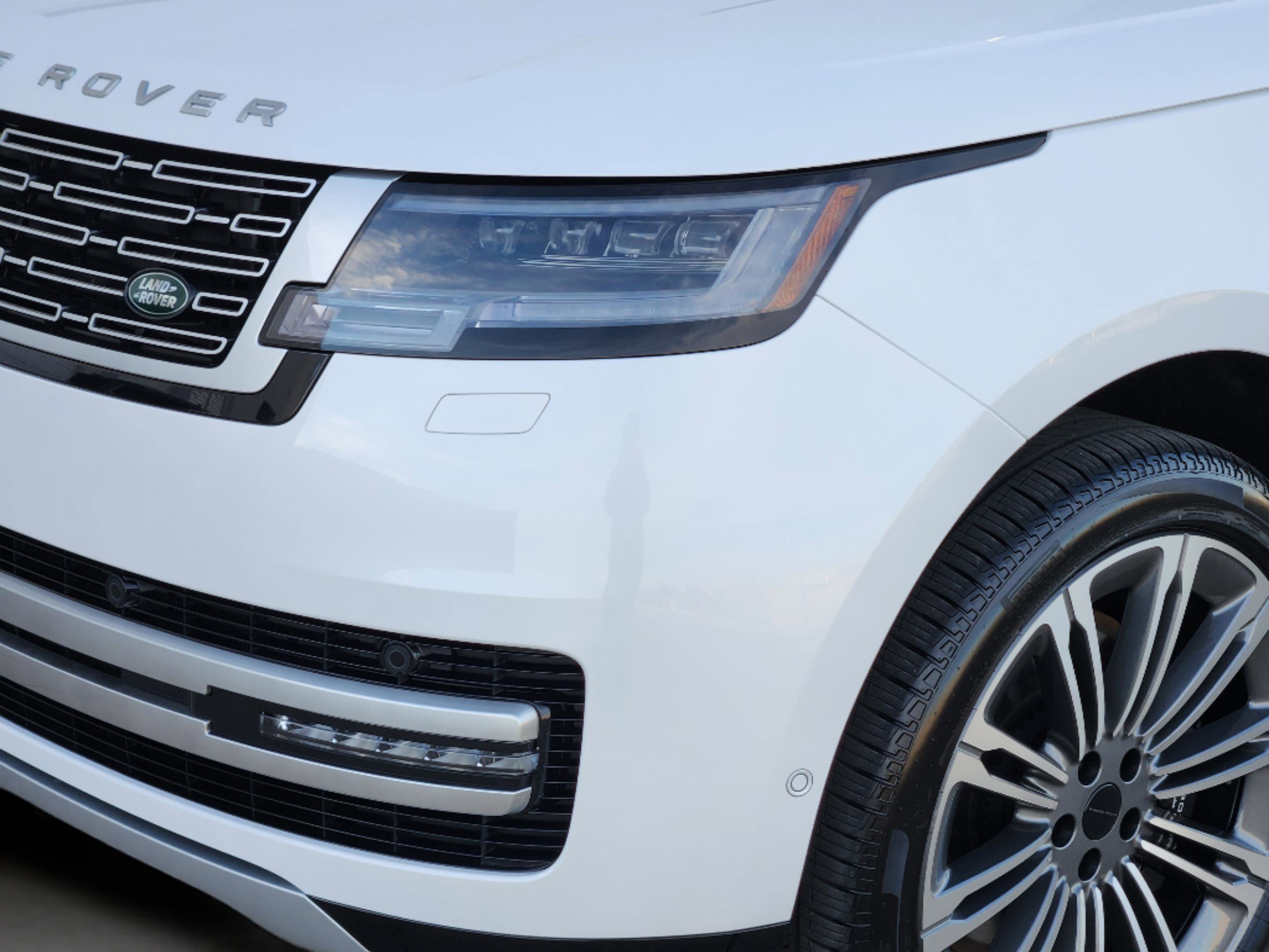 New 2026 Land Rover Range Rover Long Wheelbase Autobiography image 32