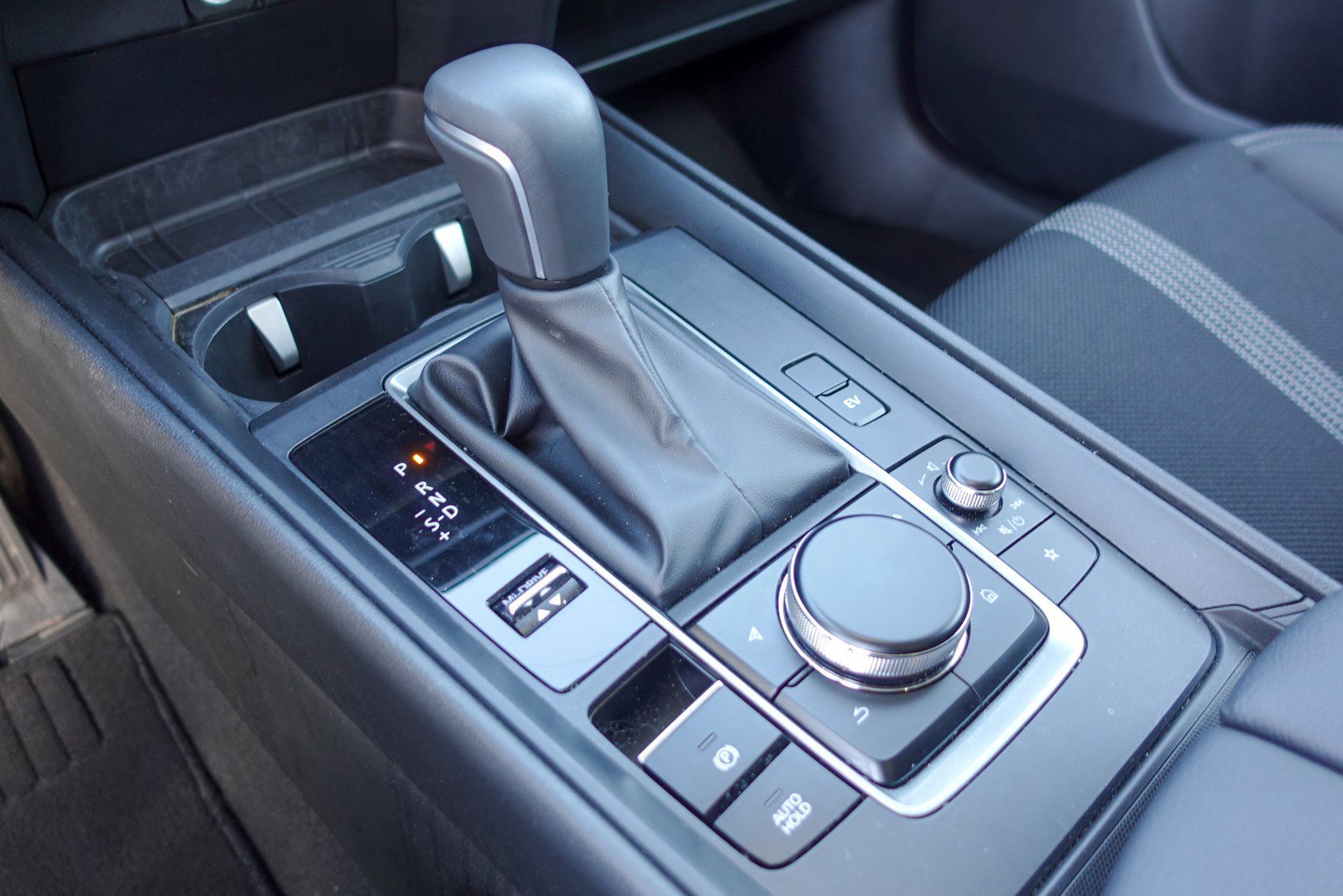 Certified 2025 MAZDA CX-50 2.5 Hybrid w/ Preferred Pkg image 19