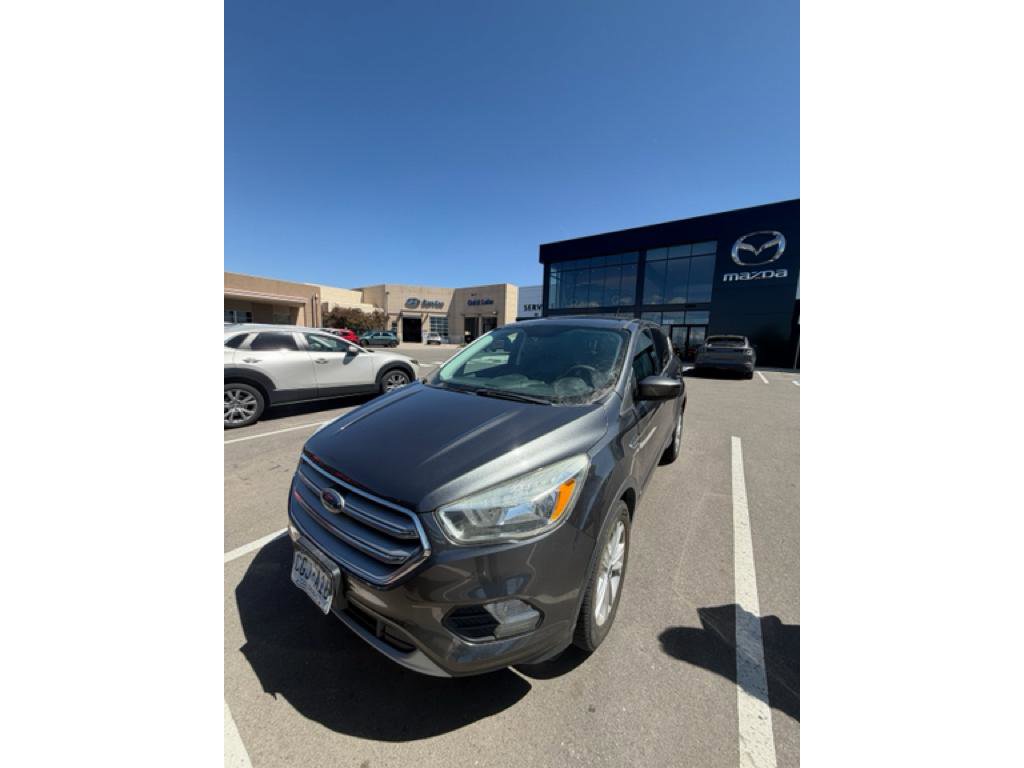 Used 2017 Ford Escape SE