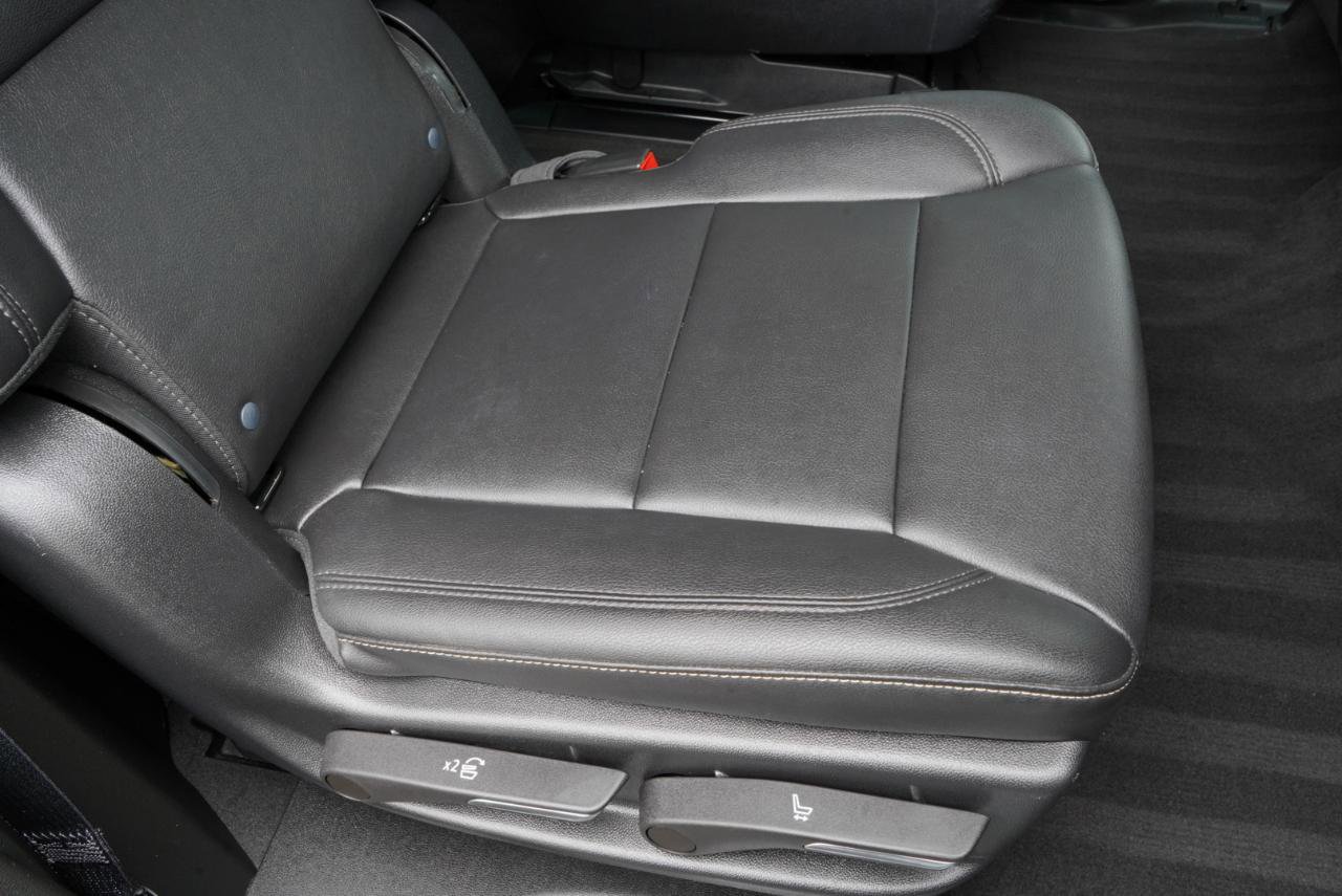 Used 2022 Cadillac Escalade Luxury image 63