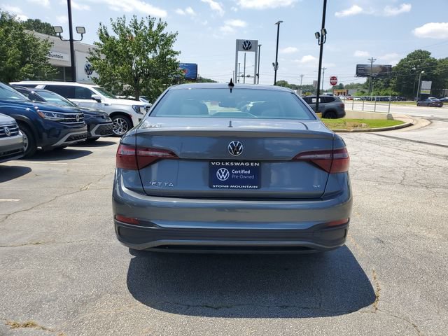 Used 2023 Volkswagen Jetta SE FWD image 5