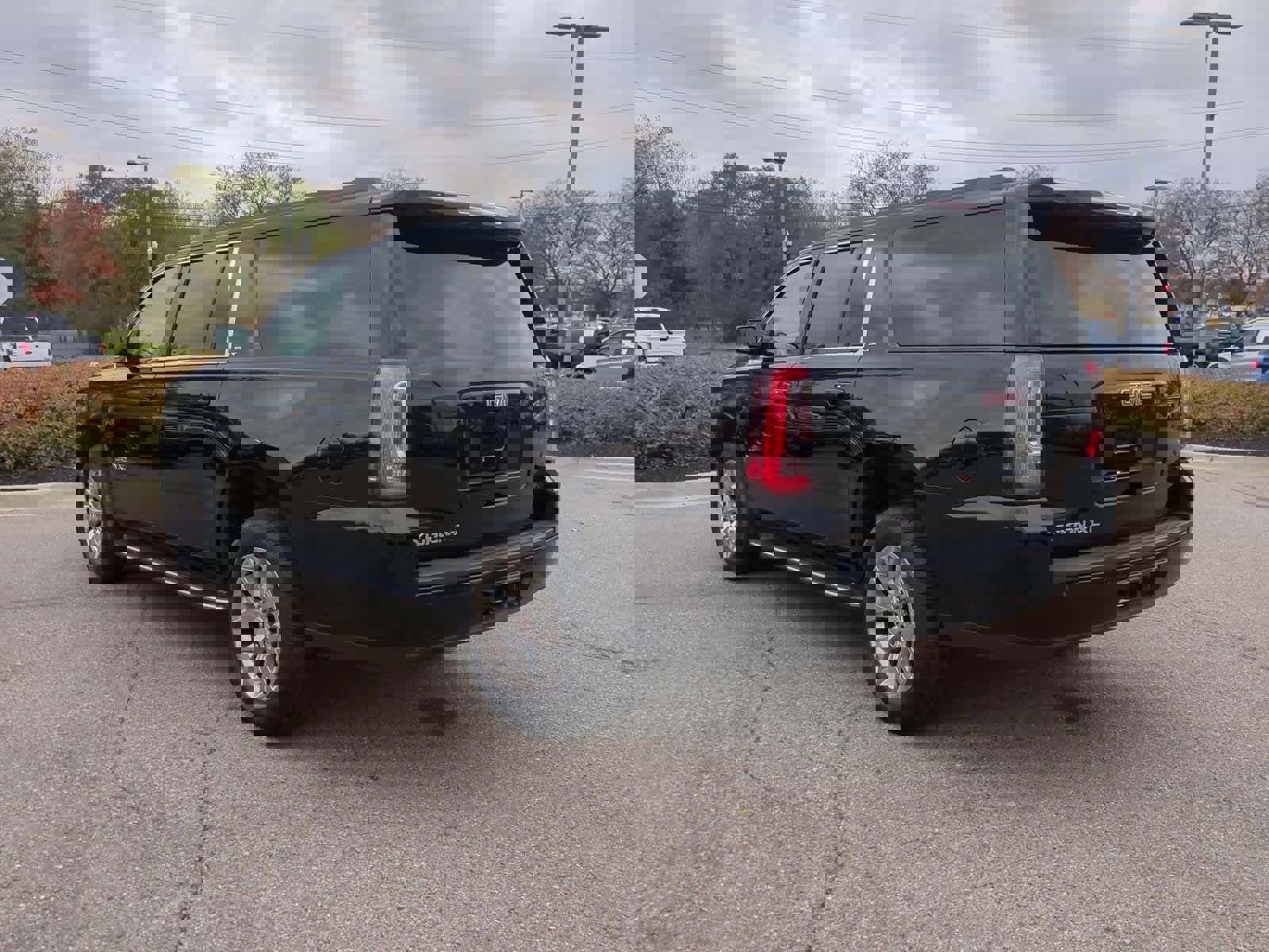 Used 2020 GMC Yukon XL SLT w/ Open Road Package image 6