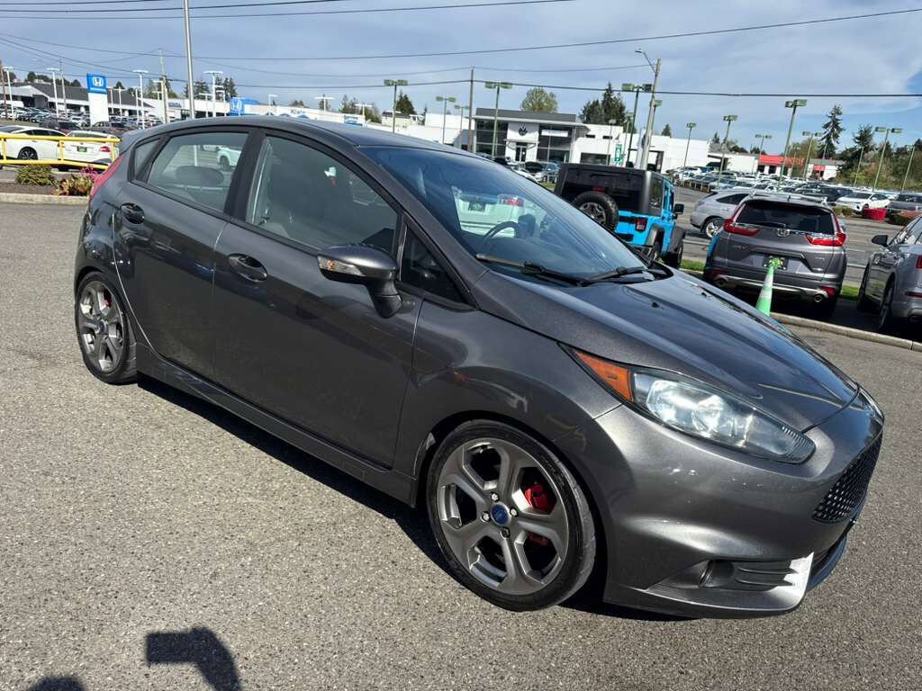 Used 2017 Ford Fiesta ST image 4