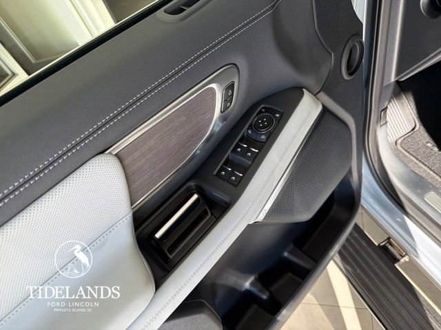 New 2026 Ford Expedition Platinum w/ Platinum Ultimate Package image 14