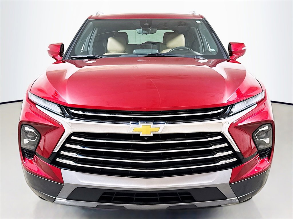 Used 2023 Chevrolet Blazer Premier w/ Driver Confidence II Package image 2
