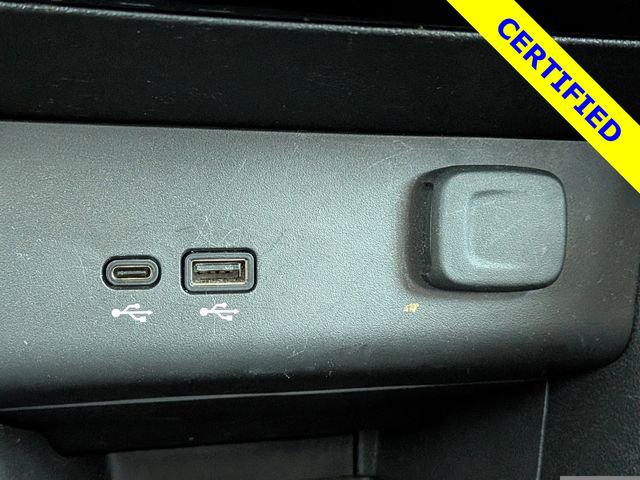 Used 2024 Buick Encore GX Sport Touring image 18