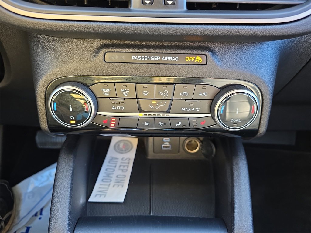 Used 2022 Ford Escape SEL image 28