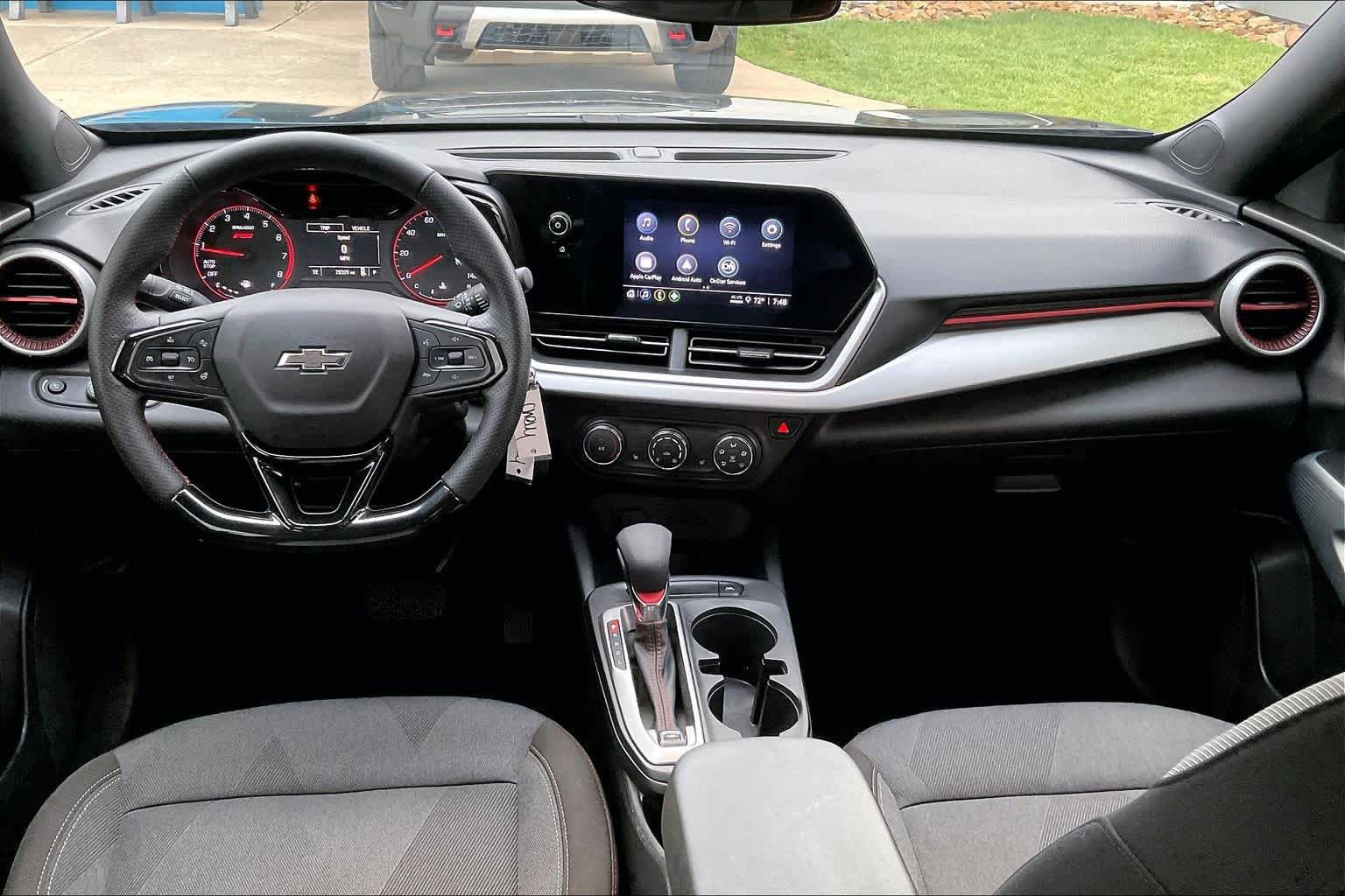 Certified 2025 Chevrolet Trax RS w/ Driver Confidence Package FWD image 15