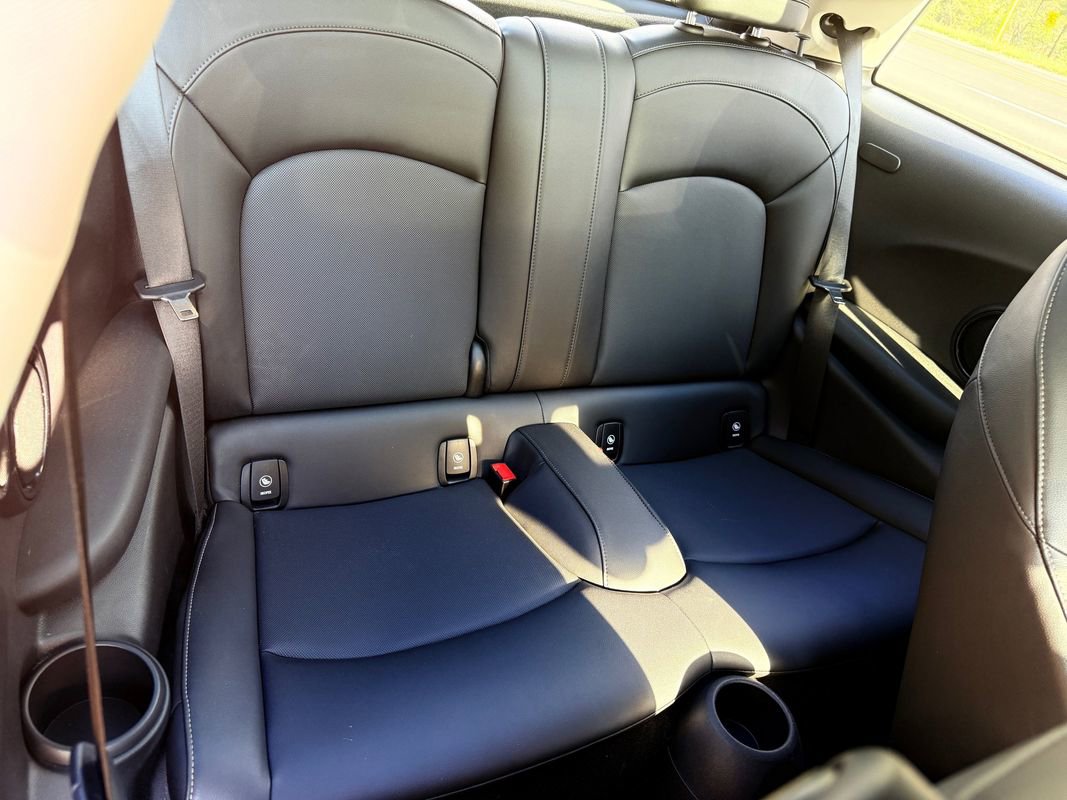 Used 2021 MINI Cooper S w/ Premium Package image 18