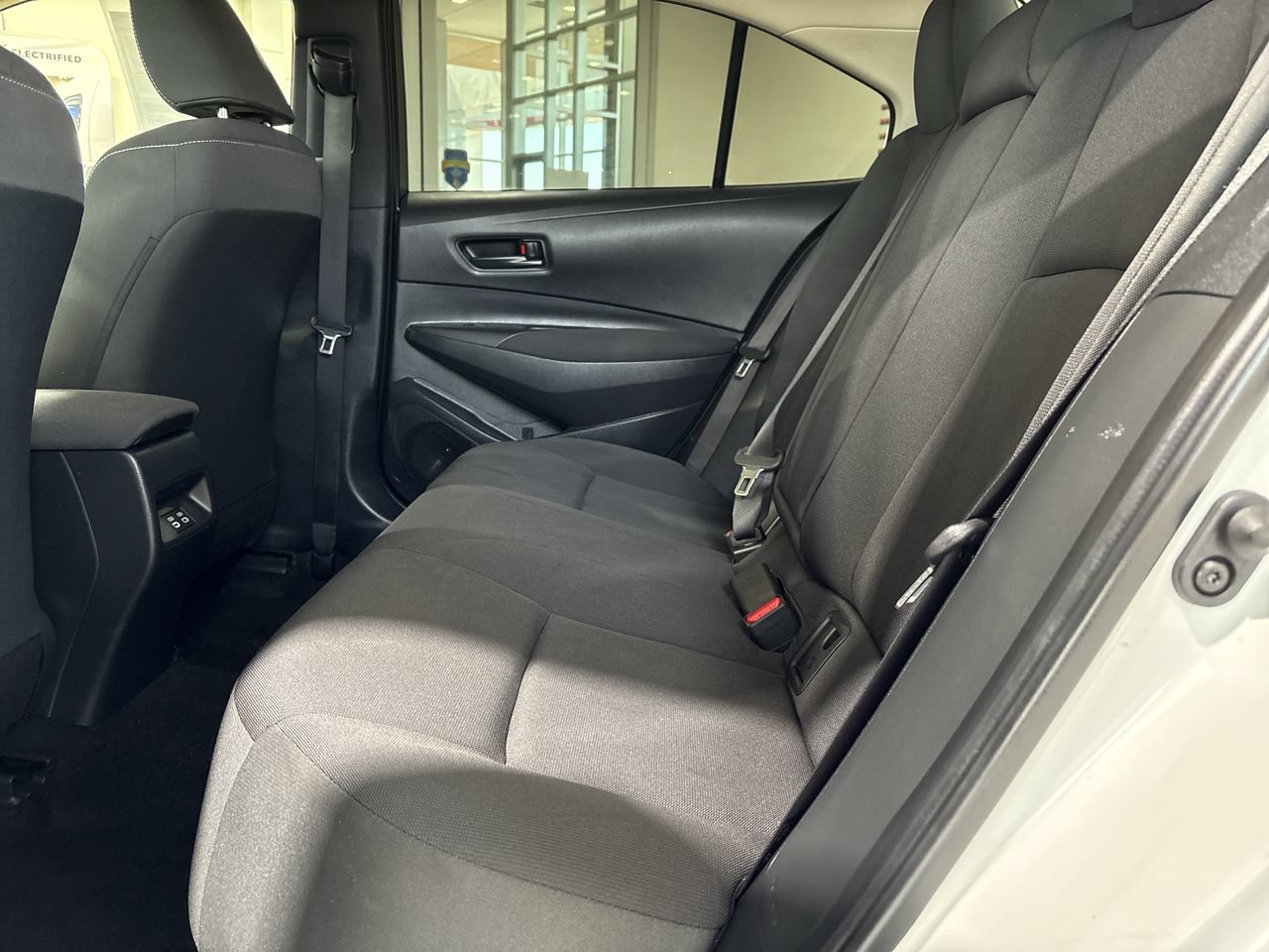 Certified 2024 Toyota Corolla LE FWD image 23