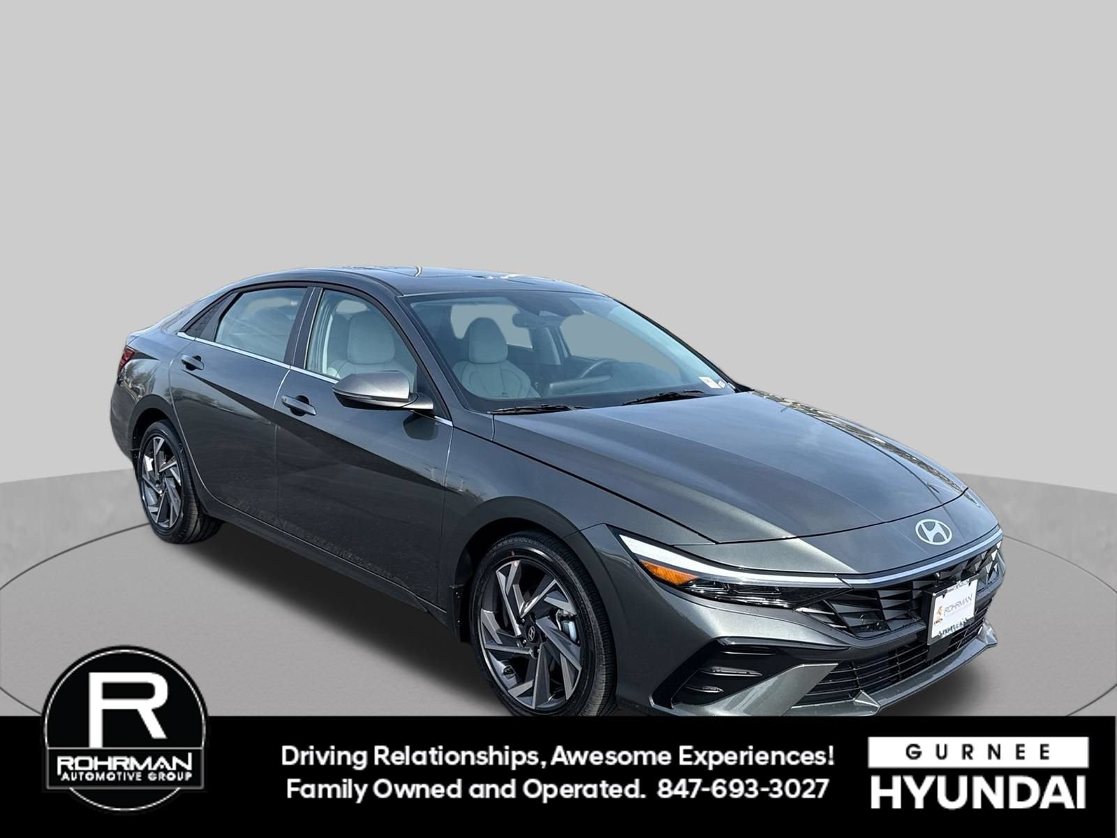 Used 2026 Hyundai Elantra Limited FWD image 2