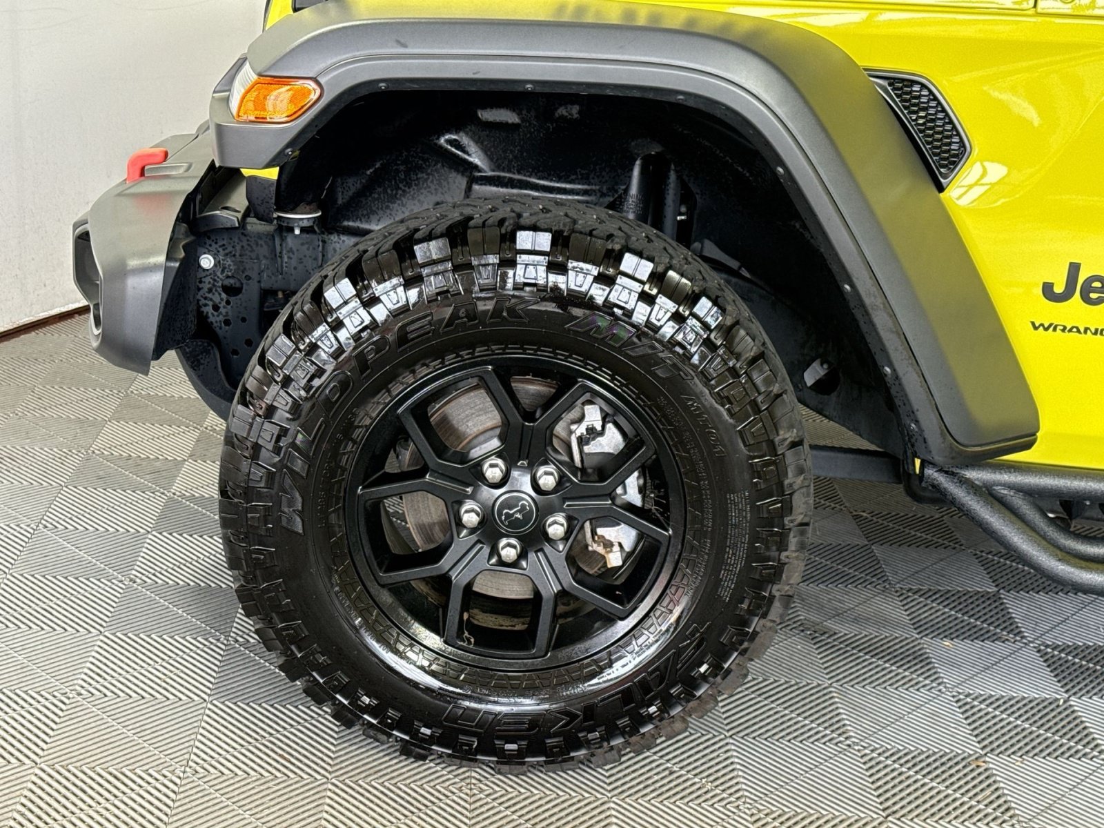 Used 2024 Jeep Wrangler Sport AWD/4WD image 12