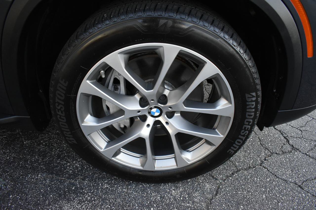 Used 2019 BMW X5 xDrive50i w/ Parking Assistance Package image 35