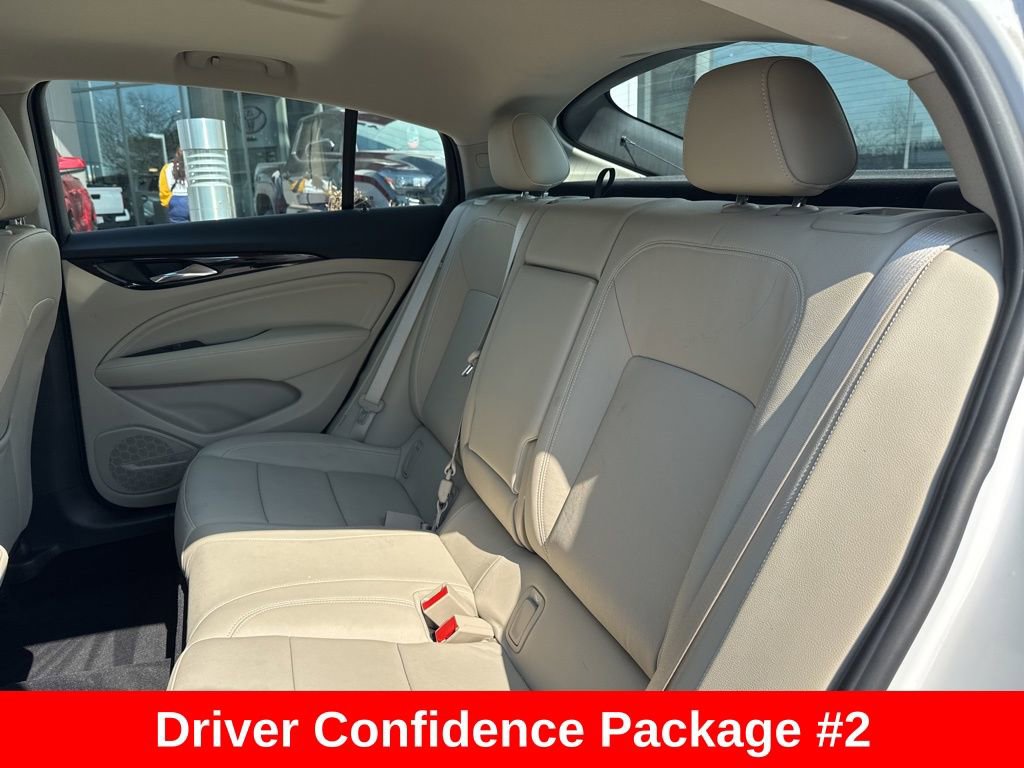 Used 2018 Buick Regal Essence w/ Driver Confidence Package #1 image 15