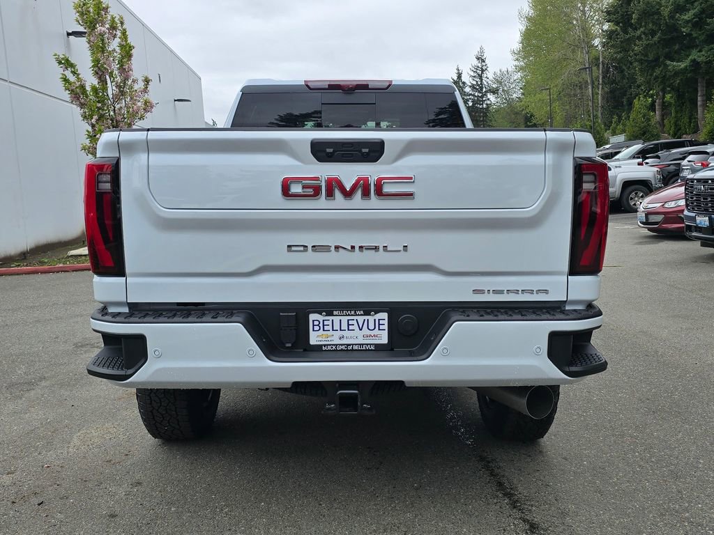 New 2026 GMC Sierra 3500 Denali w/ Denali Reserve Package AWD/4WD image 4