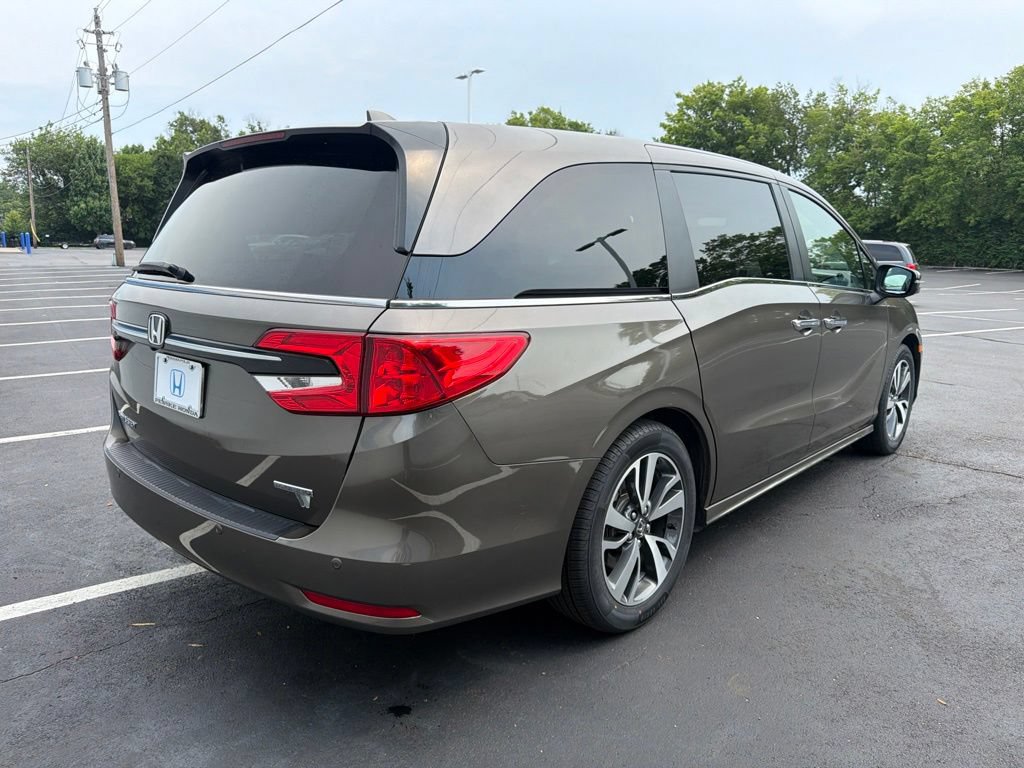 Certified 2022 Honda Odyssey Touring image 5